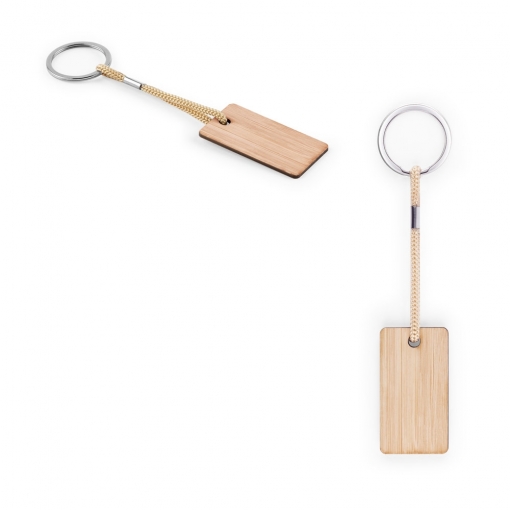 Chaveiro retangular em bambu com cordão em PET-mb95089